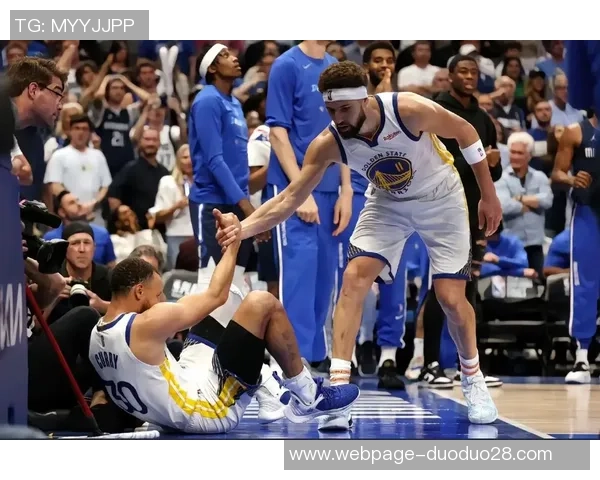 勇士王朝面临解体危机克莱与追梦可能双双离队引发关注